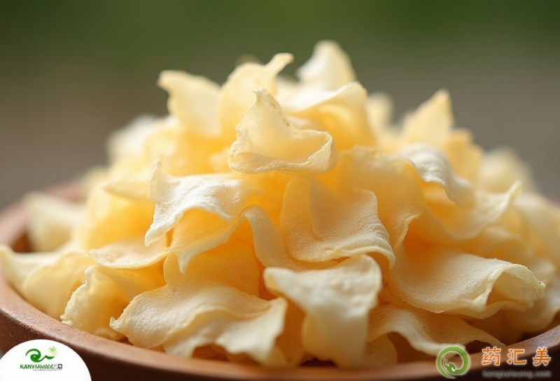 吃銀耳有什么好處 吃銀耳有什么好處