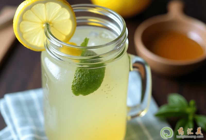 檸檬蜂蜜水的作用 檸檬蜂蜜水的作用